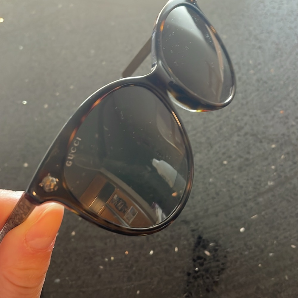Gucci sunglasses - Picture 2 of 11